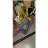 Image 2 : SHOP VAC W/ HOSE
