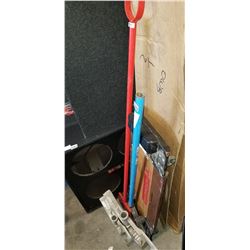 3 PIPE BENDERS AND SCRAPER