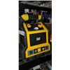 Image 1 : CAT POWER PACK JUMP STARTER