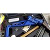 Image 2 : CAMPBELL HAUSFIELD HARDWOOD FLOOR NAILER IN CASE