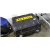 Image 2 : DEWALT CIRCULAR SAW