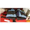 Image 2 : LOT OF BODY GLOVE LIFE JACKETS