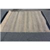 Image 1 : 6 FOOT AREA CARPET