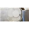 Image 2 : 12" TABLE FAN