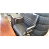 Image 2 : ROLLING OFFICE CHAIR
