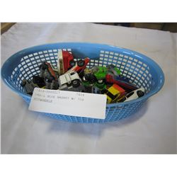 SMALL BLUE BASKET W/ 70s HOTWHEELS