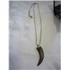 Image 3 : CHAIN W/ PENDANT