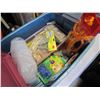 Image 2 : TOTE WITH HUNDREDS OF VINTAGE WOOD CLOTHES PINS AND MISC NEW OUTDOOR STUFF