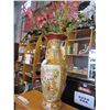 Image 1 : EASTERN VASE AND FLORALS