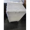 Image 1 : WICKER HAMPER