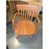 Image 2 : WOOD ROLLING OFFICE CHAIR