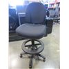 Image 1 : BLACK ROLLING OFFICE CHAIR