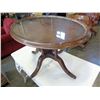 Image 1 : DUNCAN PHYFE OVAL END TABLE
