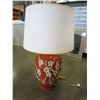 Image 2 : PAIR OF PORCELAIN FLOWER LAMPS