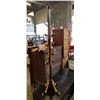Image 1 : HOCKEY STICK COAT TREE