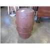 Image 3 : SMALL PAINTED OAK BARREL