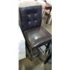 Image 3 : 2 LEATHER BAR STOOLS
