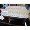 Image 1 : SMALL FOOTSTOOL