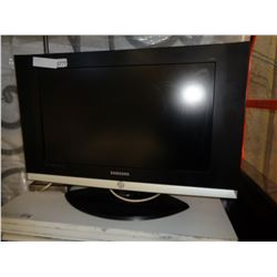 SAMSUNG 26" TV