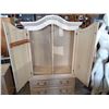Image 3 : DROUIN WARDROBE