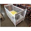 Image 2 : WHITE CRIB