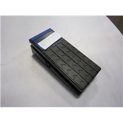NEW QUICK LOK GUITAR FOOT PEDAL
