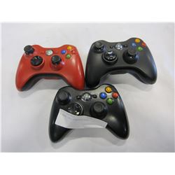 3 XBOX 360 CONTROLLERS