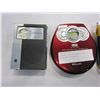 Image 3 : 2 RETRO HANDHELD RADIOS AND PHILLIPS CD PLAYER