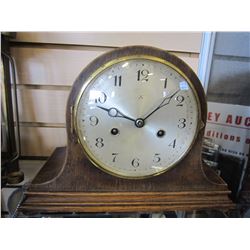 ANTIQUE MANTLE CLOCK NO KEY
