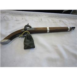 WOOD CAP AND BALL CAP GUN