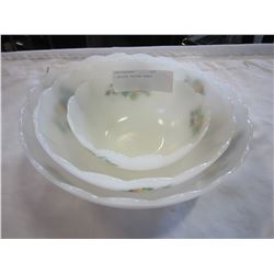 3 ARCOPAL MIXING BOWLS