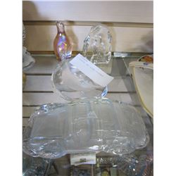 4 CRYSTAL AND GLASS FIGURES