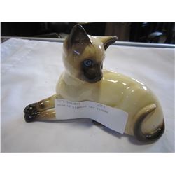 BESWICK SIAMESE CAT FIGURE