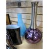 Image 2 : LOT OF VASES
