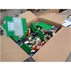 VERY LARGE BOX OF LEGO