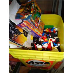 18 LITER PAIL OF LEGO