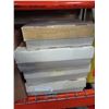 Image 1 : 4 BOXES OF SPORTSCARDS