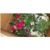 Image 2 : BOX OF NEW DECORATIVE FLOWERS
