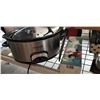 Image 2 : NEW DESSERT WHIPPER WORKING CROCKPOT AND YARD GLASS