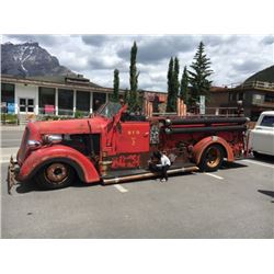 FRIDAY NIGHT 1938 BICKLE 66E FIRE TRUCK CUSTOM HOTROD