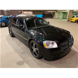 2005 DODGE MAGNUM CUSTOM