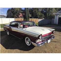 1957 FORD FAIRLANE 500 CLUB VICTORIA 2 DOOR HARDTOP