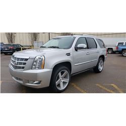 2012 CADILLAC ESCALADE