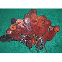 7 pairs of spur straps