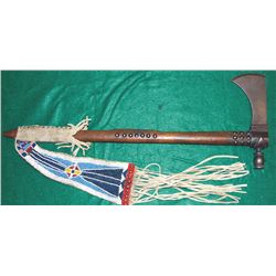 Arapaho hawk bill pipe hawk