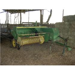 John Deere 336 Square Baler
