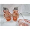 Image 2 : LOT OF 4 PIECES OF PINK GLASS (SALT AND PEPPER SHAKER, PIGGY BANK, CUP)