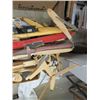 Image 2 : LOT OF 8 ONION SKIN PAPER PROPELLERS (GREAT PROJECT, SOLD AS IS)