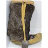 Image 4 : BEADED LEATHER MOCASSINS (FUR TRIM, LEATHER SOLED, FLEECE LINED) *FIT SIZE 8 OR 9*