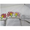 Image 3 : BEADED WHITE LEATHER MITTS *WOMEN'S LARGE*